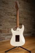 Aura ivory back